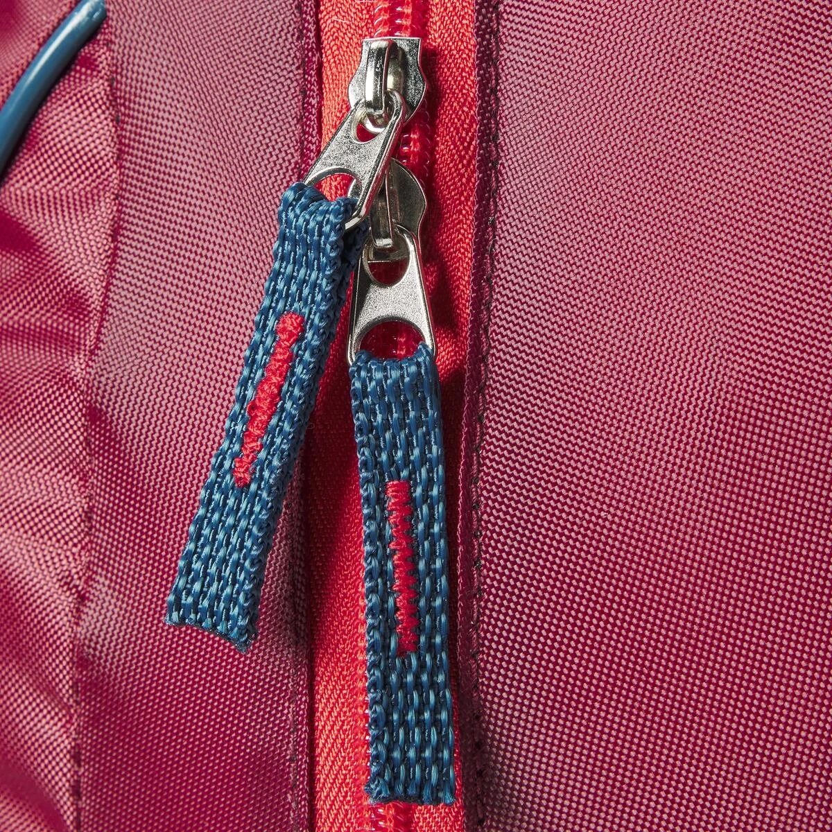 Wilson Tennis-Rucksack Junior/Kinder (Hauptfach+Schlägerfach) 2023 Rot 5 Wilson Tennis-Rucksack Junior/Kinder (Hauptfach+Schlägerfach) 2023 Rot – Bild 5