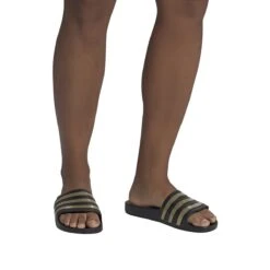 ADIDAS PERFORMANCE Adidas Badeschuhe Adilette Aqua 3-Streifen Schwarz/gold Unisex - 1 Paar -Head || Wilson || YONEX Verkäufe adidas EG1758 Adilette Aqua202 1200x1200 1