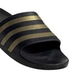 ADIDAS PERFORMANCE Adidas Badeschuhe Adilette Aqua 3-Streifen Schwarz/gold Unisex - 1 Paar -Head || Wilson || YONEX Verkäufe adidas EG1758 Adilette Aqua205 840x840 1