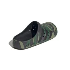 ADIDAS PERFORMANCE Adidas Badeschuhe Adilette Clog 3-Streifen Camo Schwarz/grün - 1 Paar -Head || Wilson || YONEX Verkäufe adidas GW1050 ADilette Clog Sandale207 1200x1200 1