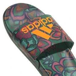 ADIDAS PERFORMANCE Adidas Badeschuhe Adilette Comfort Grün/bunt - 1 Paar -Head || Wilson || YONEX Verkäufe adidas GX4302 adilette Comfort208 1200x1200 1